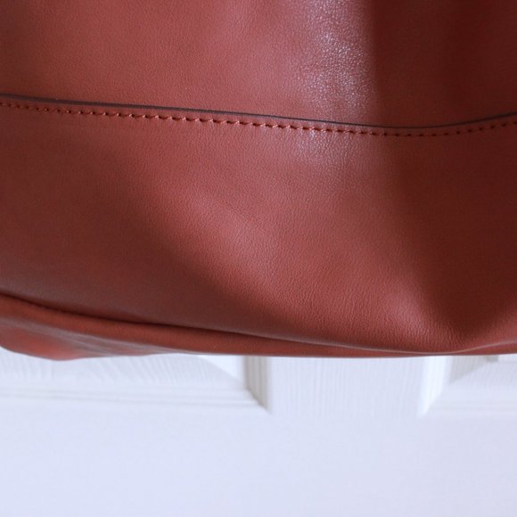 Mango Leather Bucket Bag - Picture 7 of 16